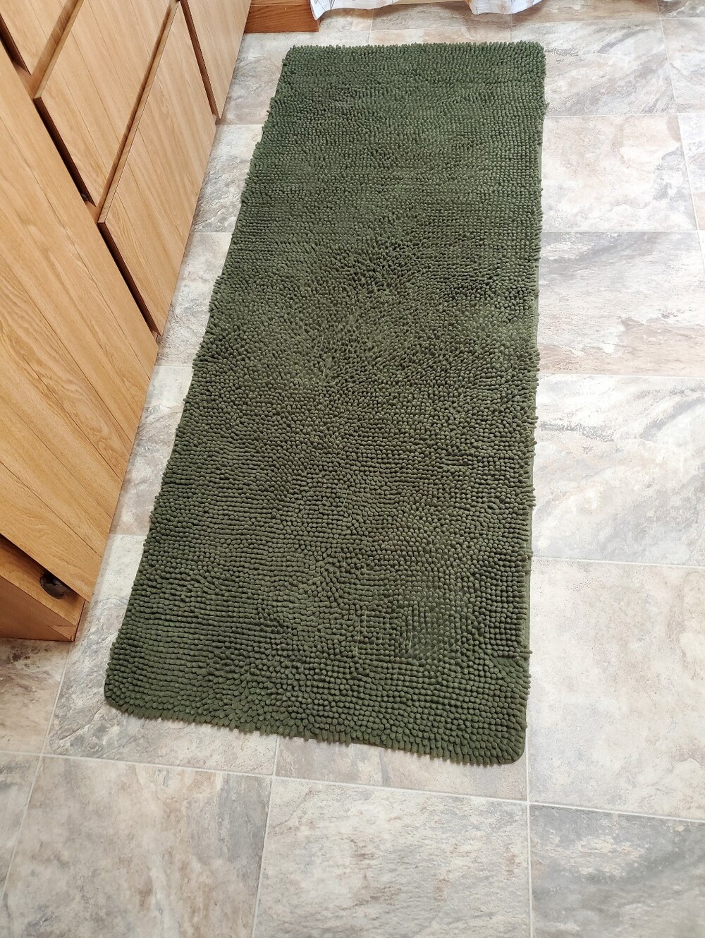 Green Chenille Bath Runner - Unbranded